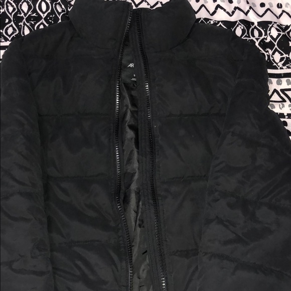 Ardene Puffer - Picture 1 of 1